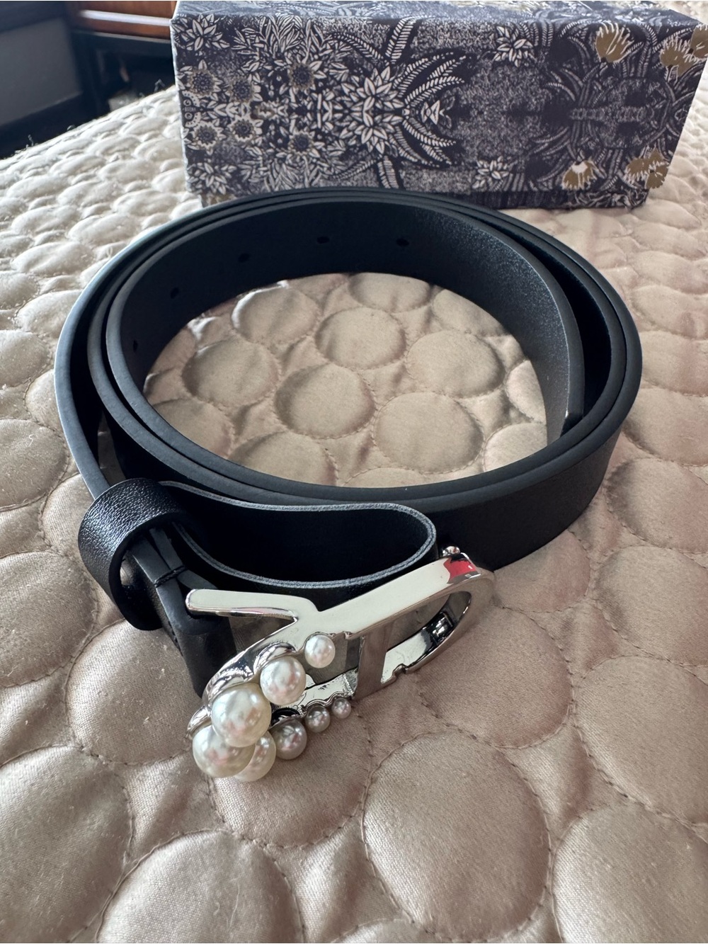 Women CD Pearl-Embellished-Silver Black Leather Belt with box Dior - Picture 3 of 11